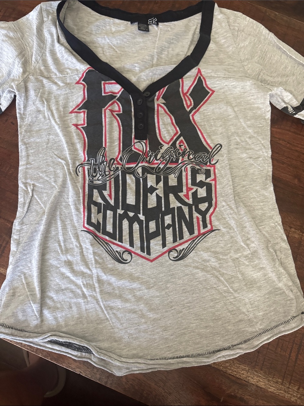 Fox Grey Short Sleeve Graphic Henley with Black Trim